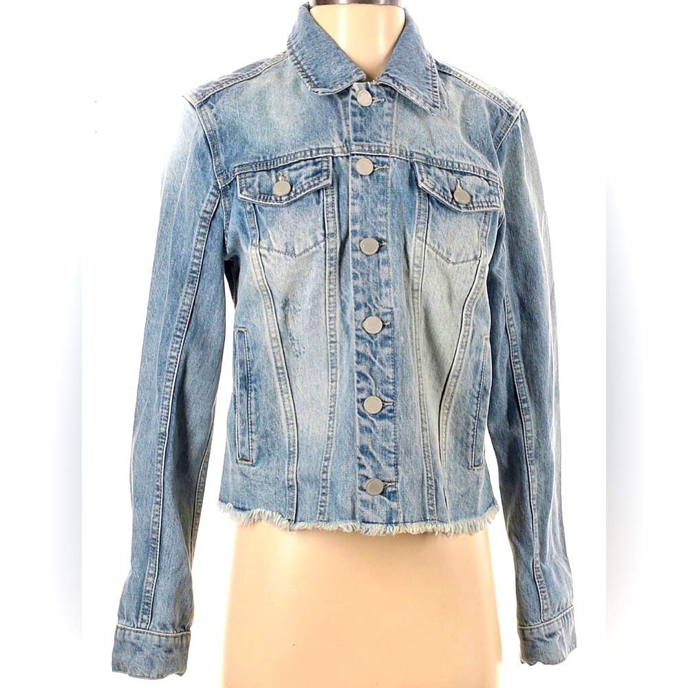 Blank NYC Distressed Jean Jacket💕